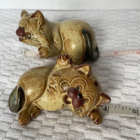 Vintage Redware Pottery - Playful Kittens - Salt and Pepper Shakers - Picture 16 of 16